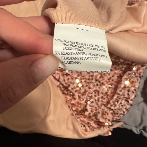 💛💛 Kalinnu Gold Sequin Prom Dress Size Medium - Picture 8 of 8